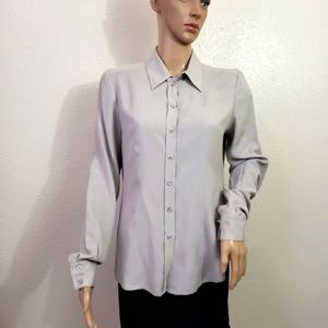 3/$30 100% Silk Long Sleeve Button Down Blouse